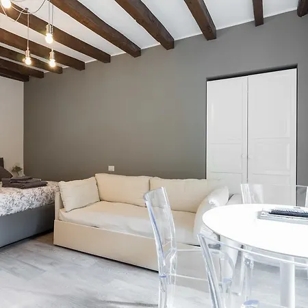 Apartman Porta Genova Milánó