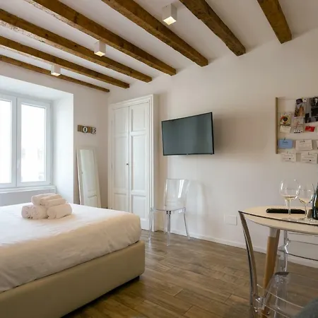 Porta Genova Apartamento